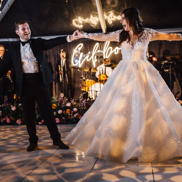 Yaniv Persy Wedding Dress - Picture 8 of 9